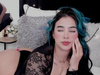Alexaa_stonne