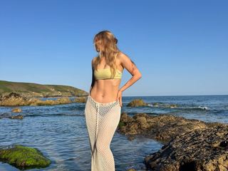Blondblueeye90