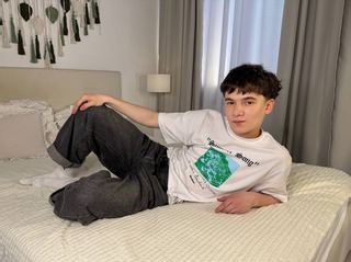 Ethan_crowee
