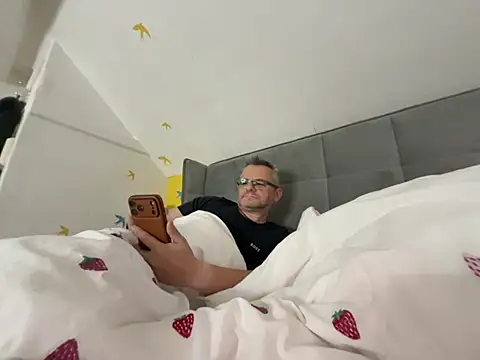 Naughtybutnice76