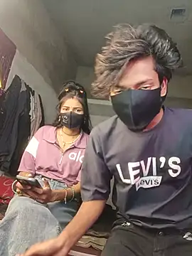 Romantic-couple10