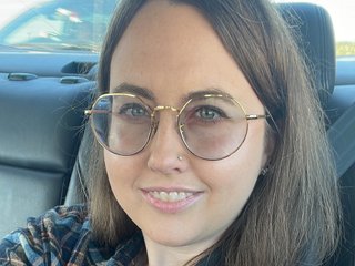 Happylilcamgirl