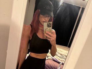 Lara_wayne333