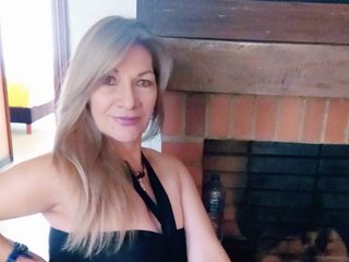 Samantha_mature