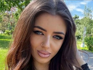 Staceysin