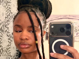 Theangelhoney