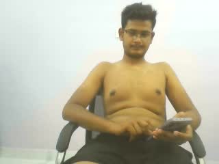 Duskyaaravy